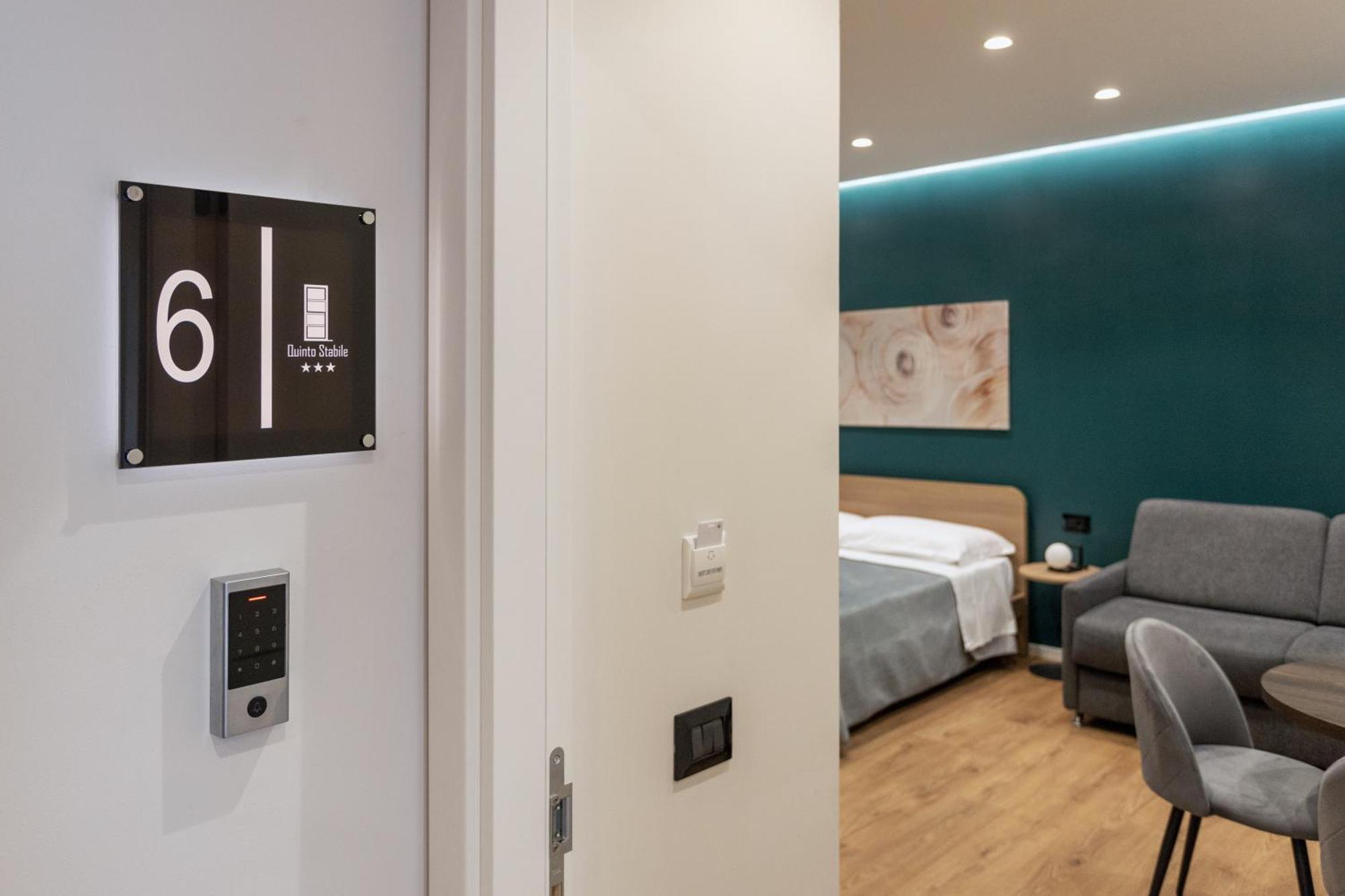Quinto Stabile Rooms&Suite Palermo Luaran gambar