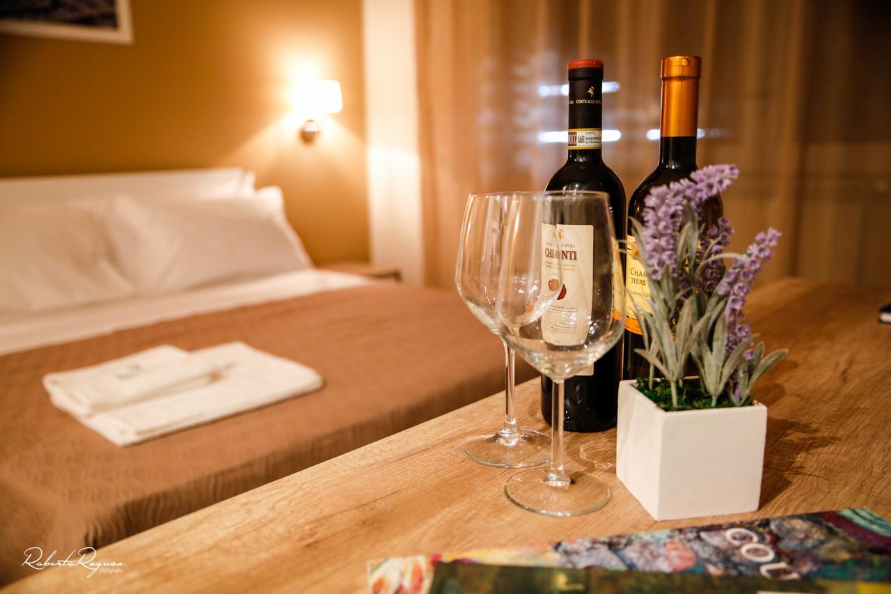 Quinto Stabile Rooms&Suite Palermo Luaran gambar